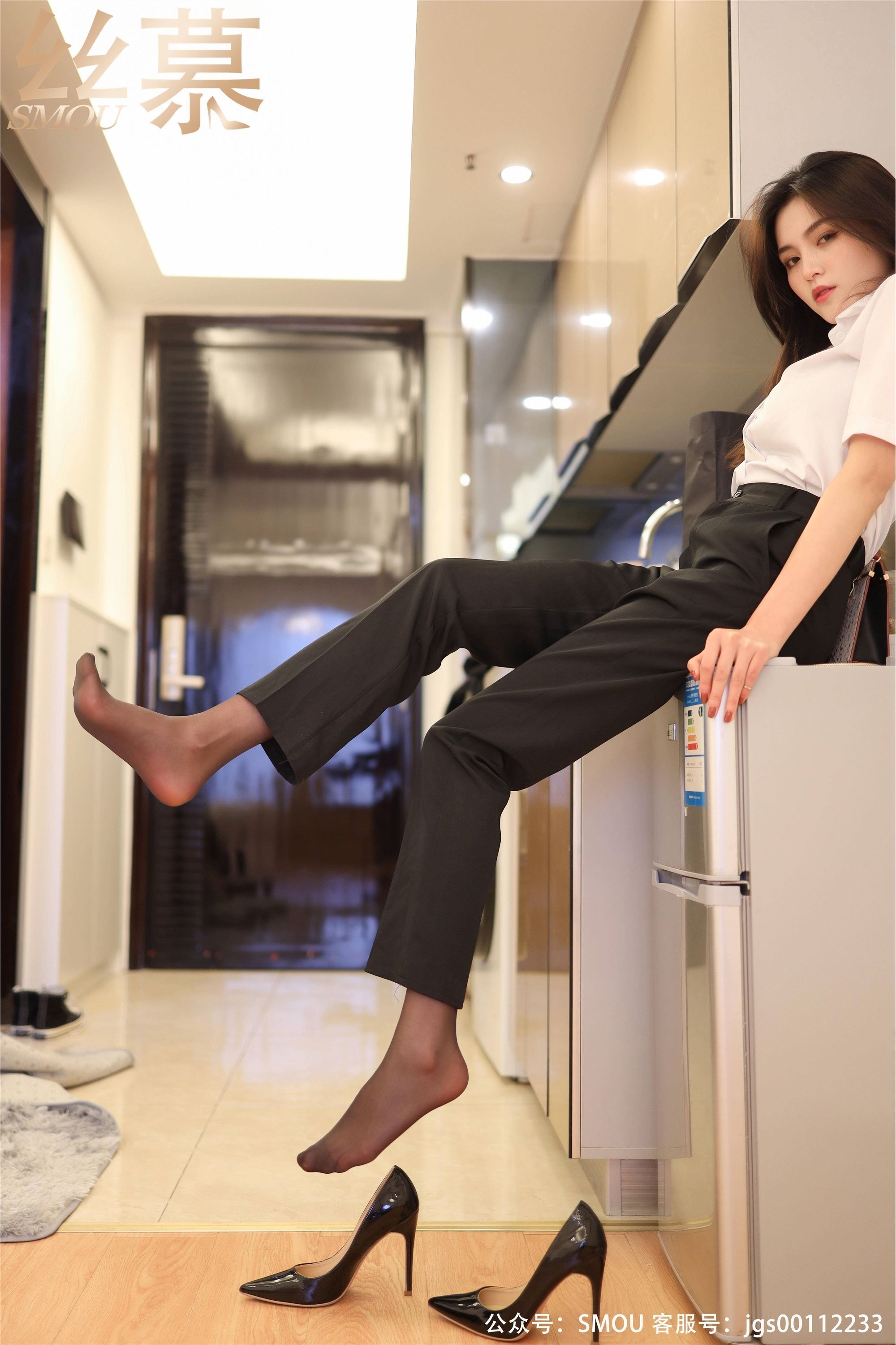 丝慕写真 SM451 天天一元 模特：泡芙《裤里丝小tip》